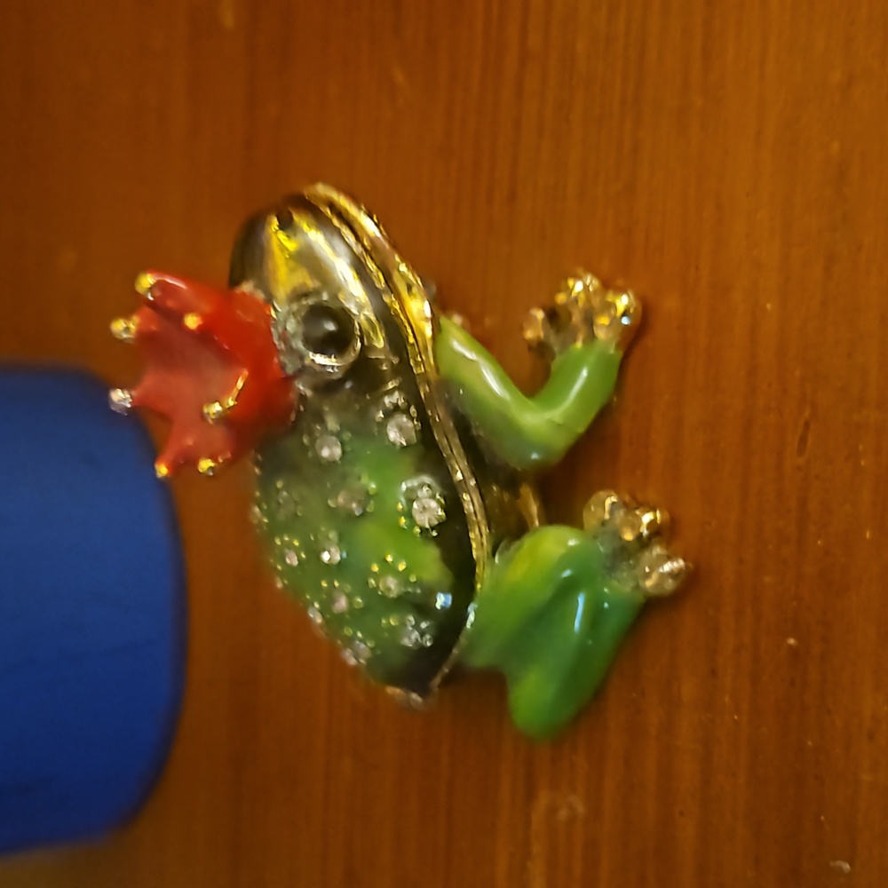 Prince charming frog trinket box